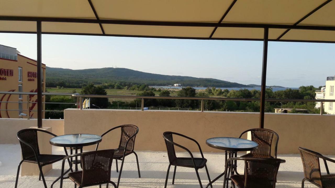 Casa Del Mar Hotel Primorsko Buitenkant foto