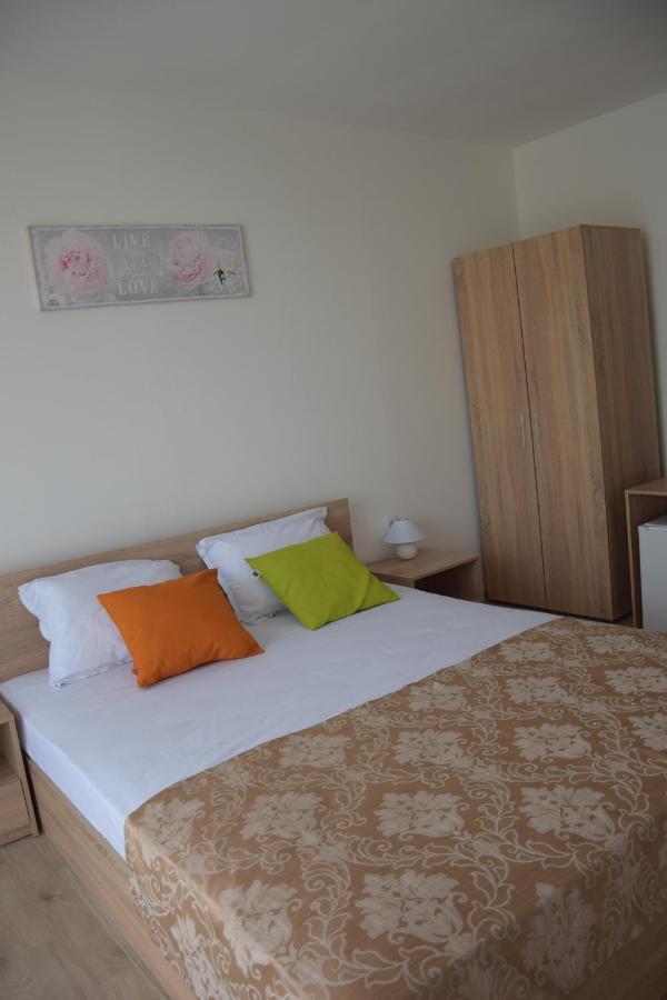 Casa Del Mar Hotel Primorsko Buitenkant foto