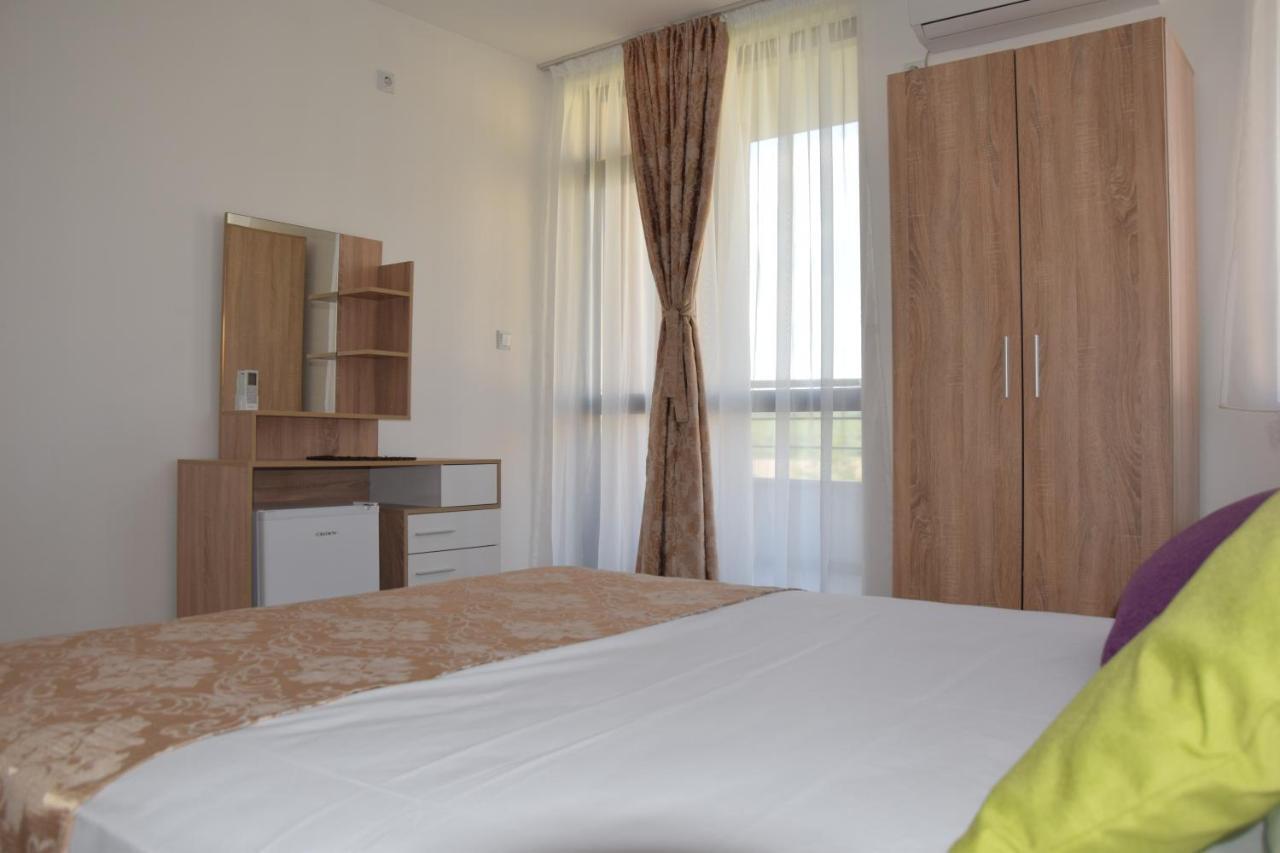 Casa Del Mar Hotel Primorsko Buitenkant foto