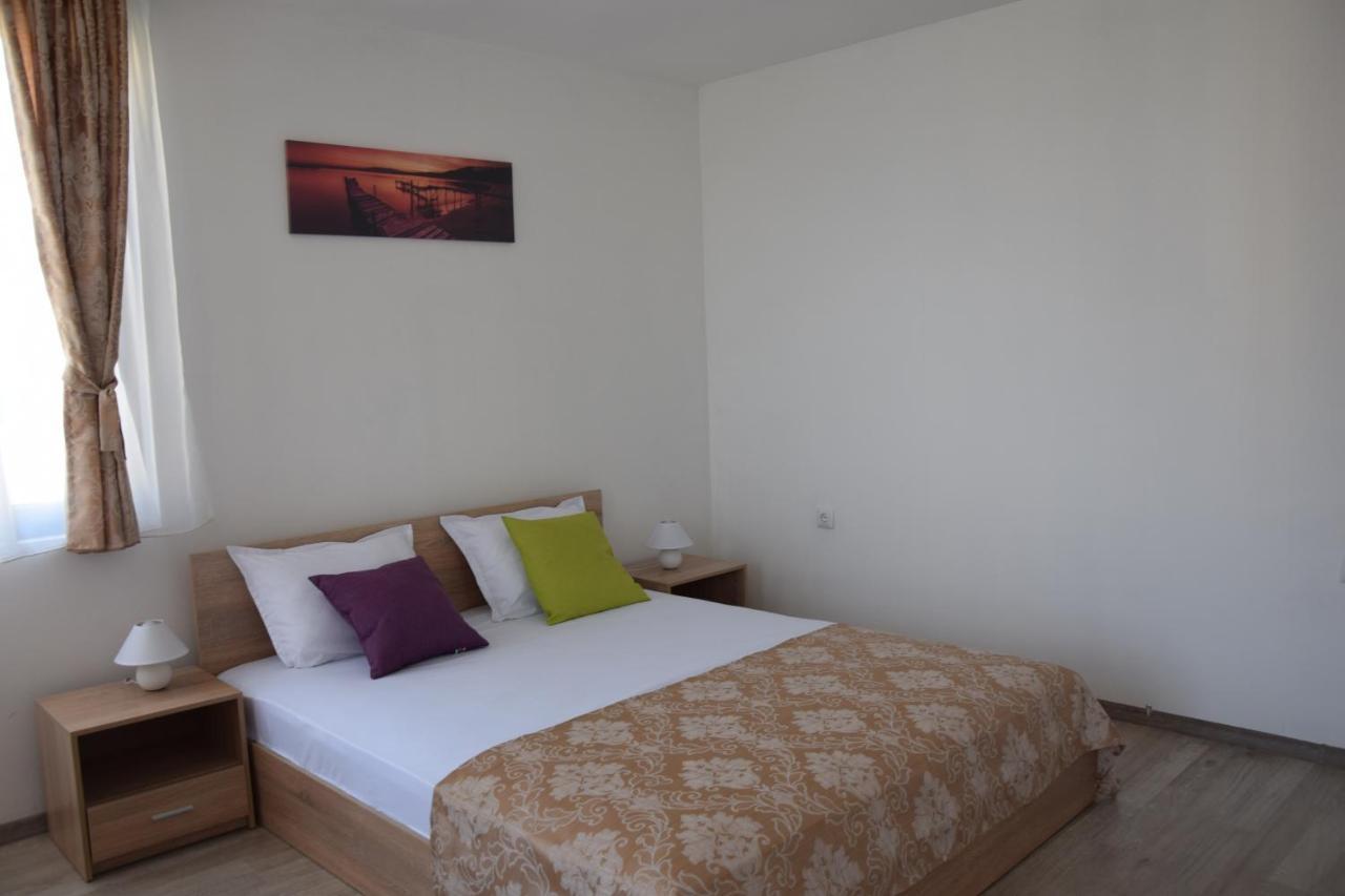 Casa Del Mar Hotel Primorsko Buitenkant foto