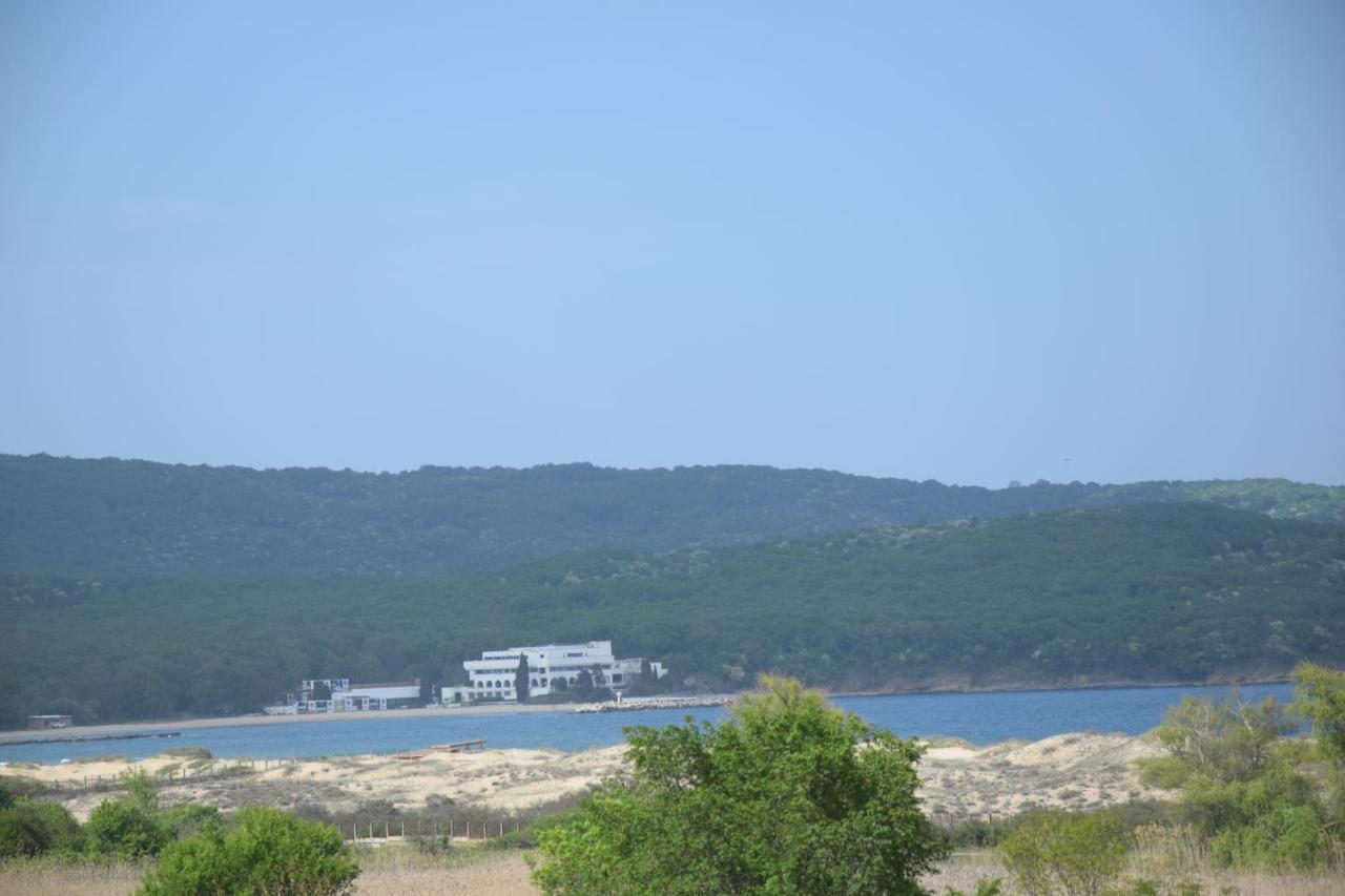 Casa Del Mar Hotel Primorsko Buitenkant foto